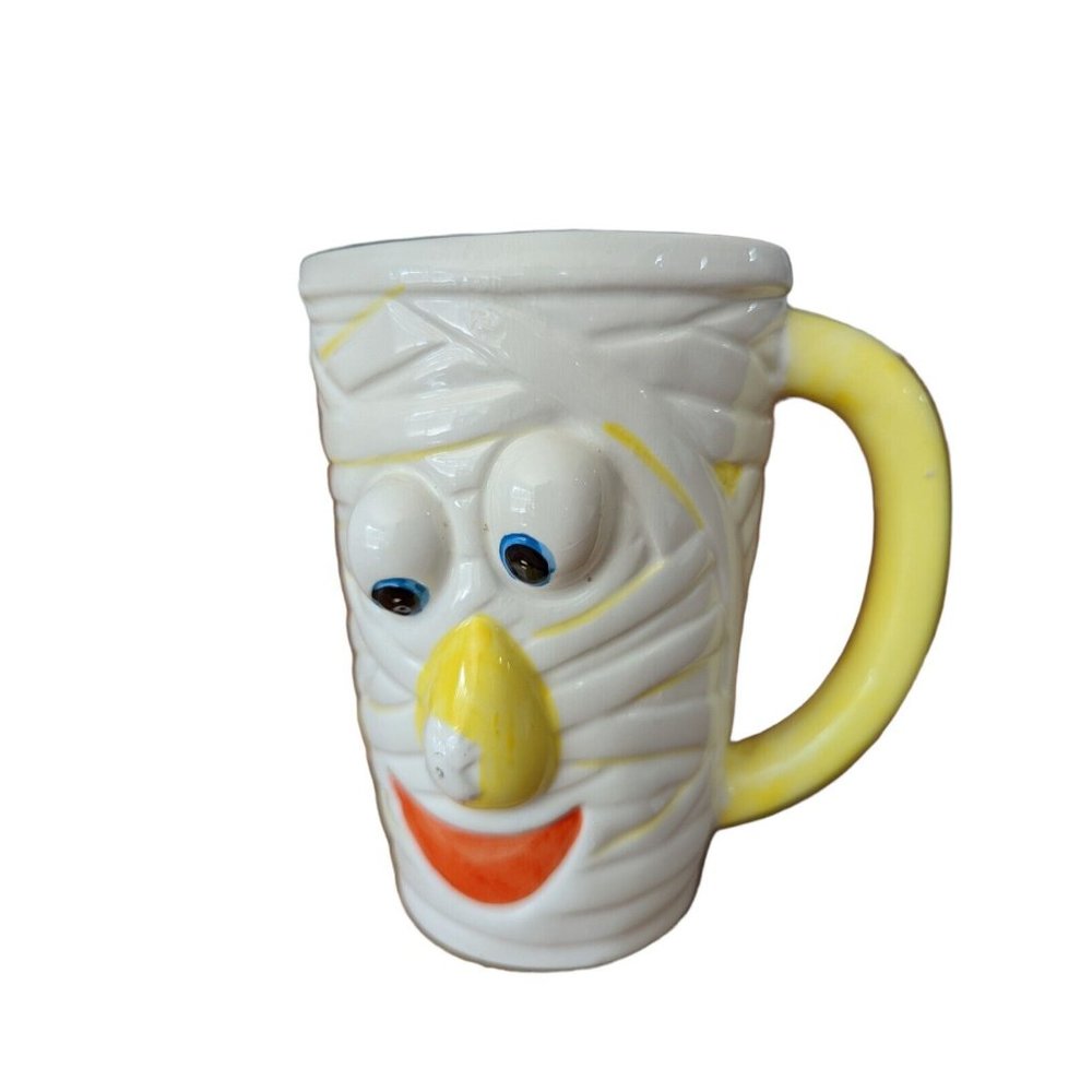 GREENBRIER HALLOWEEN MUMMY CRAZY MUG CERAMIC 3D HAND PAINTED GREAT CONDITION